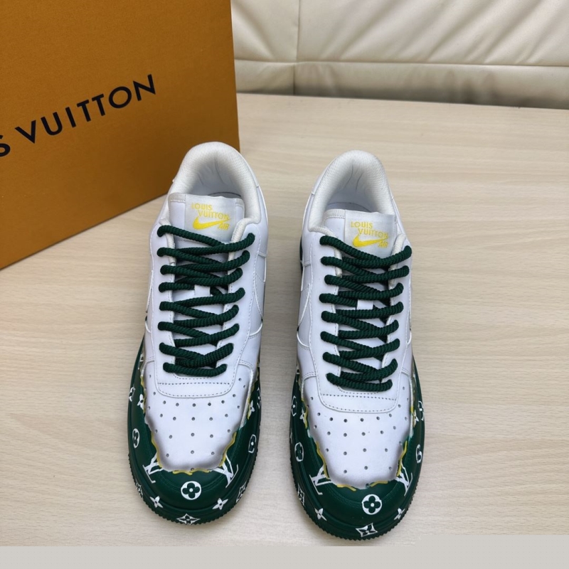 l**is V*t*n sneakers